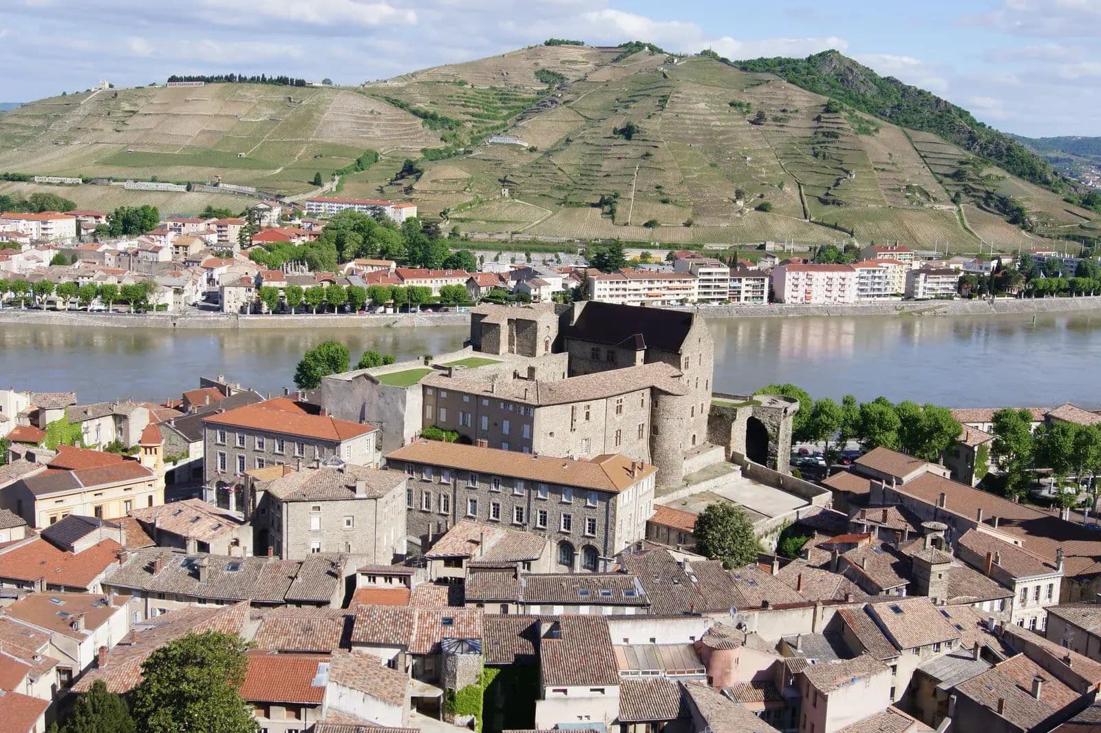 Cabinet Relais Vision Tournon-sur-Rhone